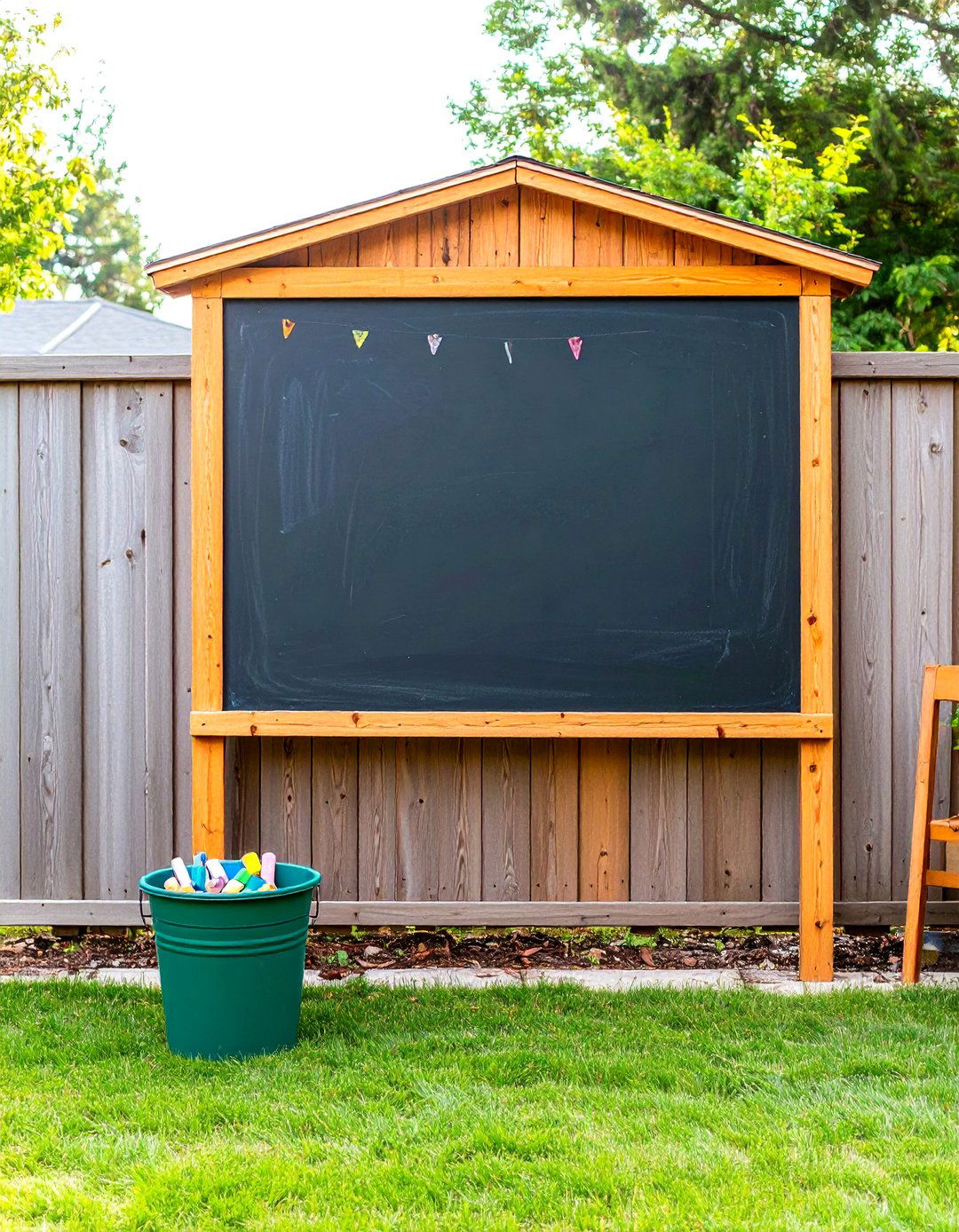 A Chalkboard Wall for Creativity - 30 backyard ideas on a budget