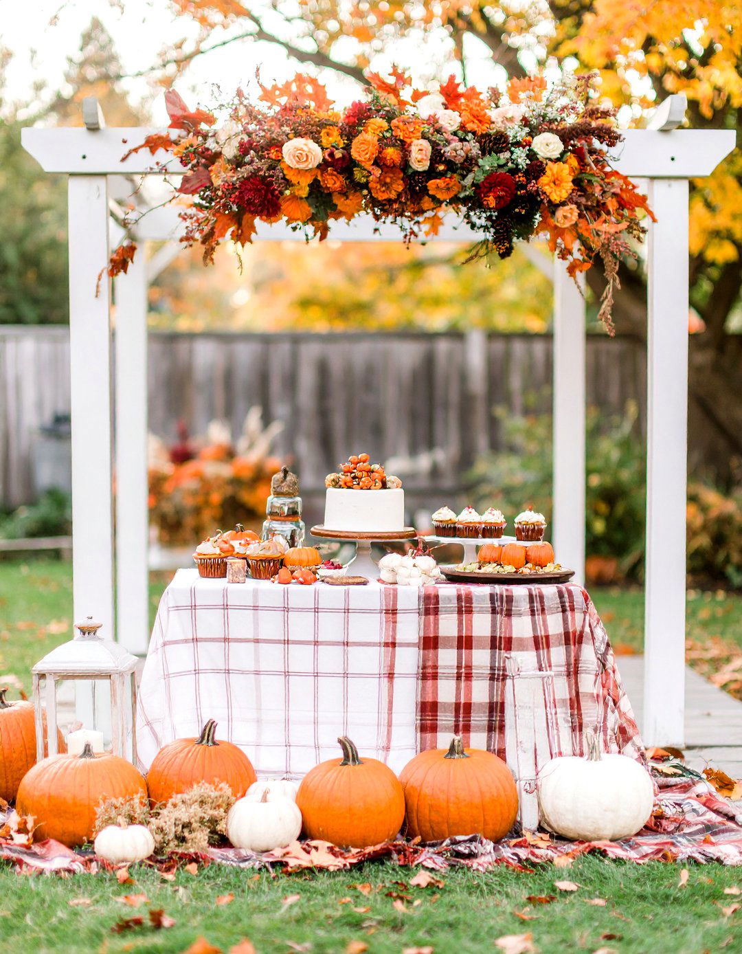 A Cozy Fall Flannel and Frosting Bridal Shower - 30 ideas for bridal shower