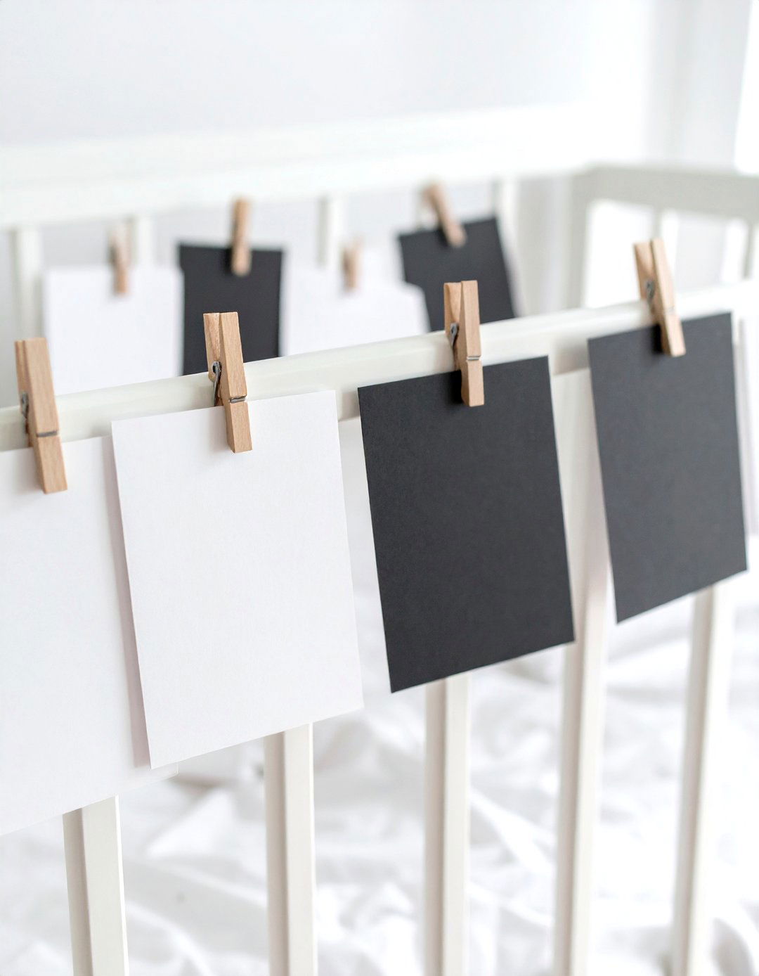 A Set of Black and White Contrast Cards - 30 gift ideas for baby shower
