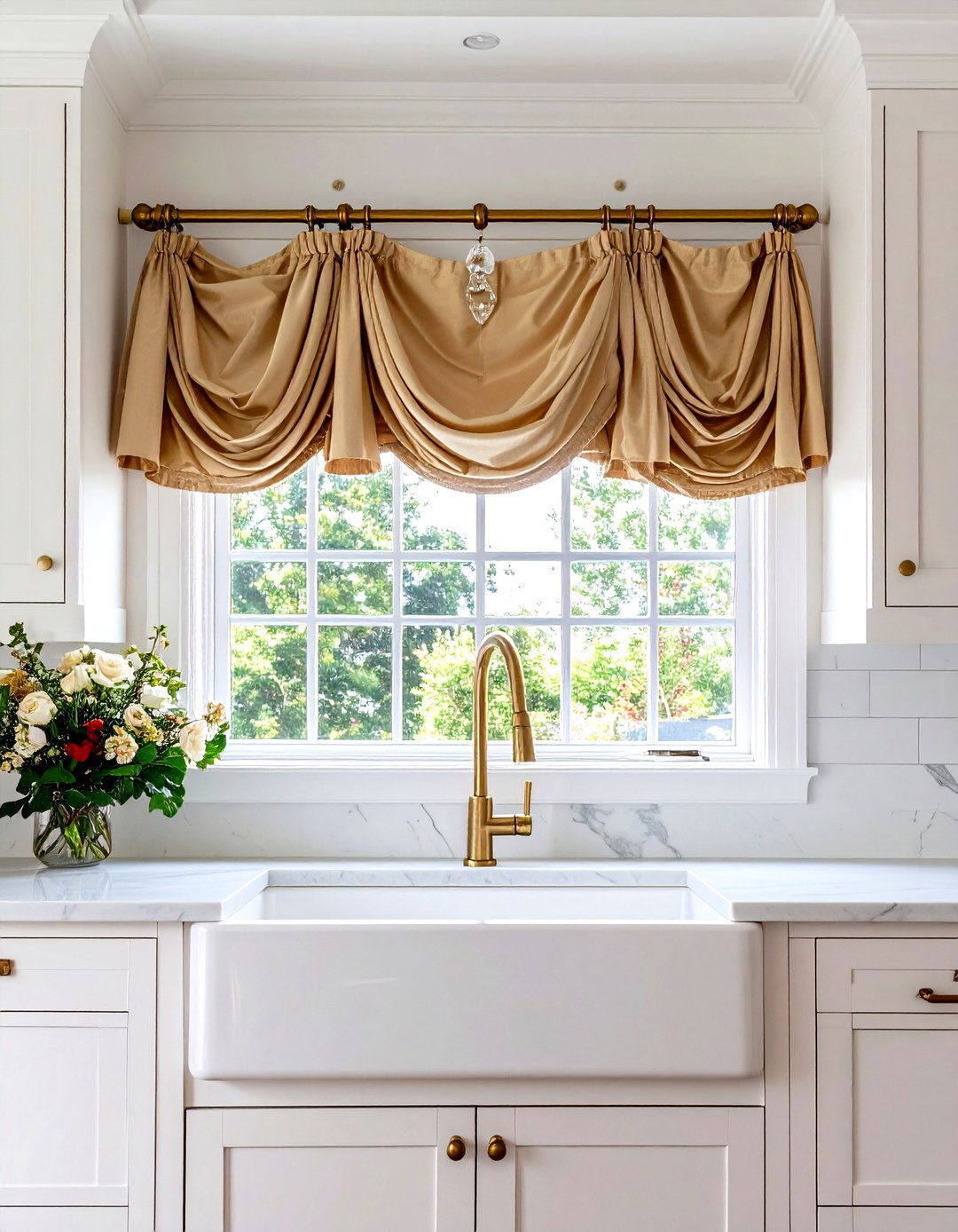 Bare Window with a Decorative Rod - 30 kitchen curtain ideas above sink