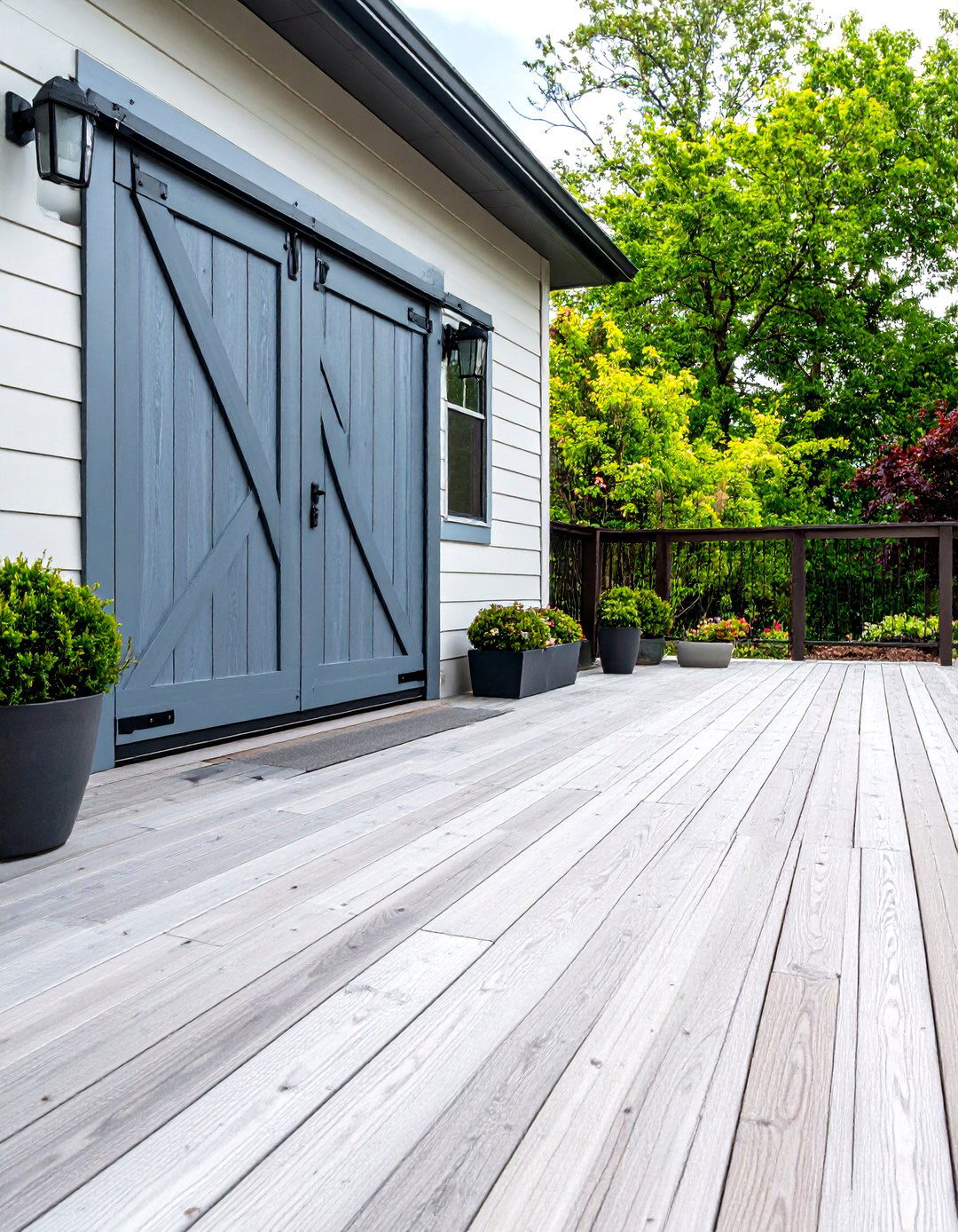 Barn Door Style Deck Skirting - 30 porch skirting deck skirting ideas