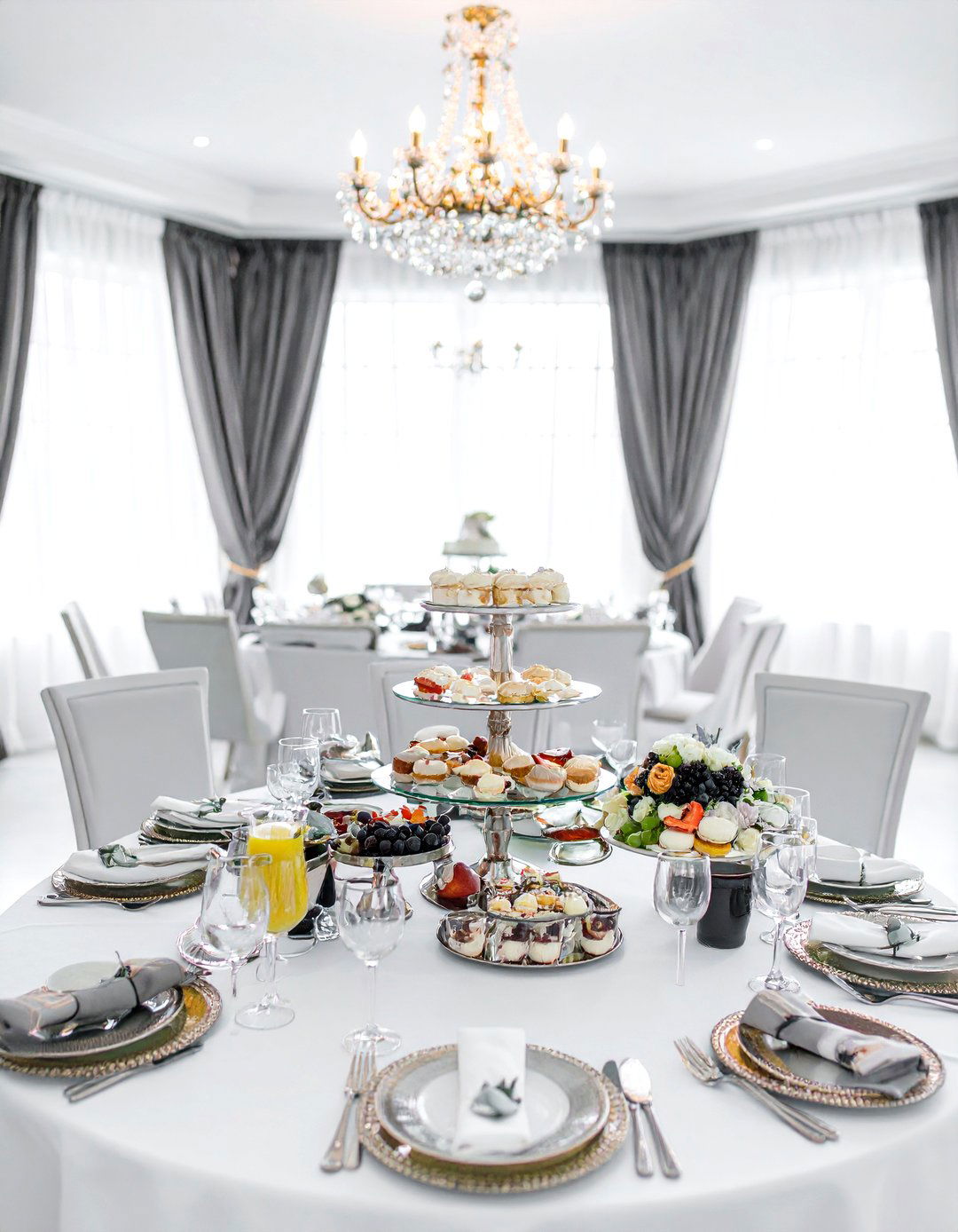 Breakfast at Tiffanys Bridal Shower - 30 homemade bridal shower ideas