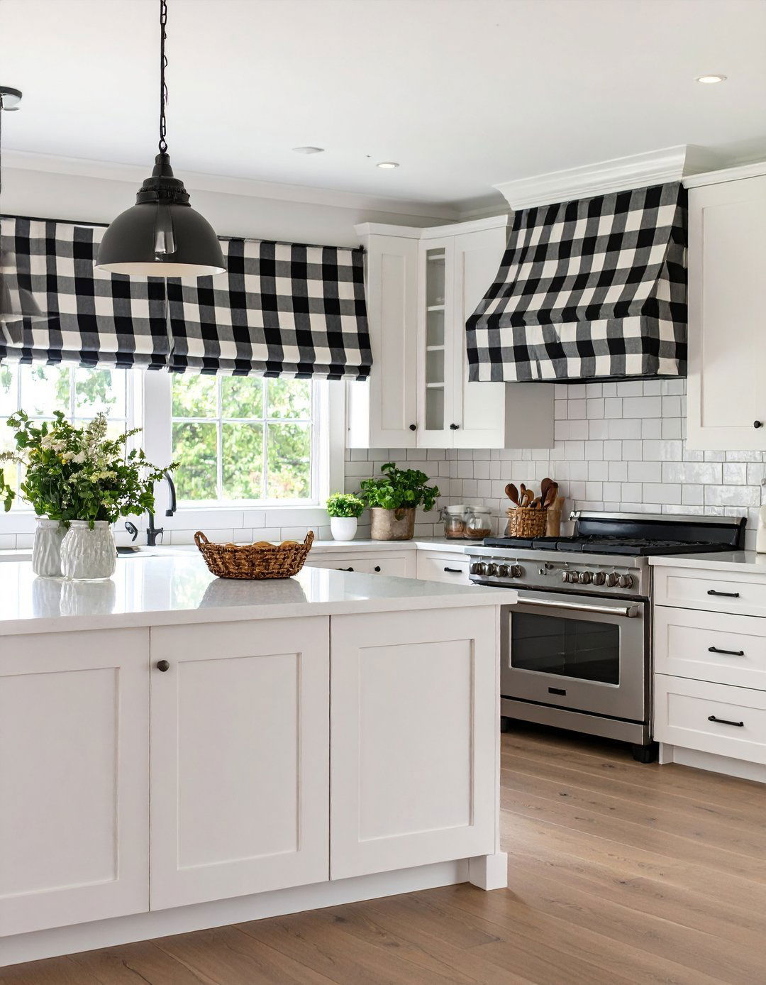 Buffalo Check Kitchen Valance - 30 kitchen valance ideas