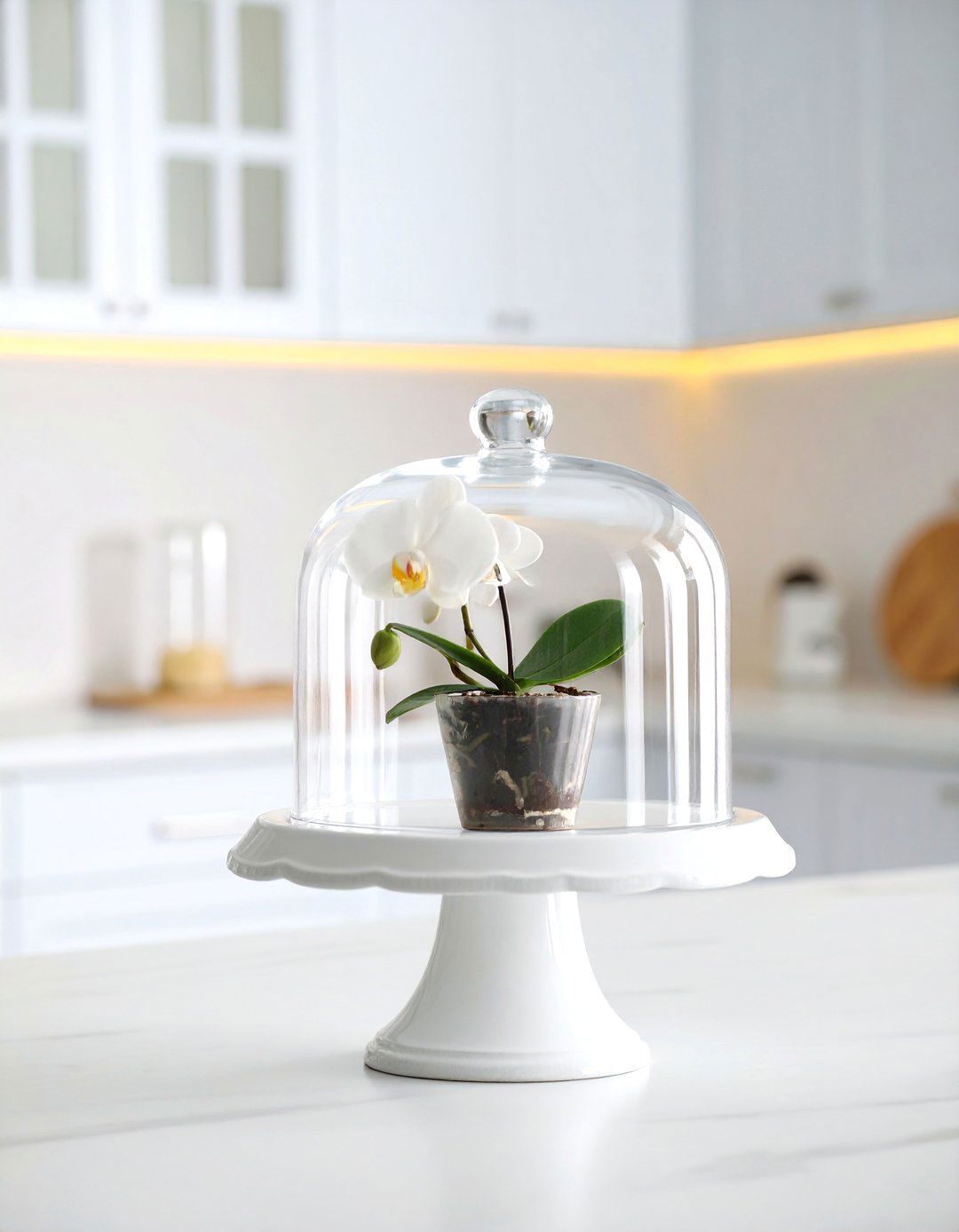 Cake Stand Display - 30 kitchen table centerpiece ideas