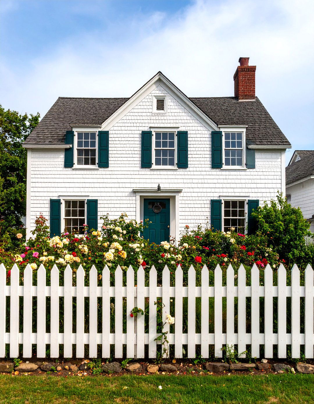 Cape Cod Cottage Exterior - 30 exterior house design ideas