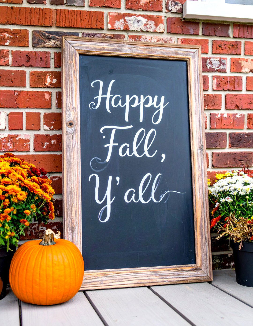 30 Small Front Porch Fall Decorating Ideas for Autumn