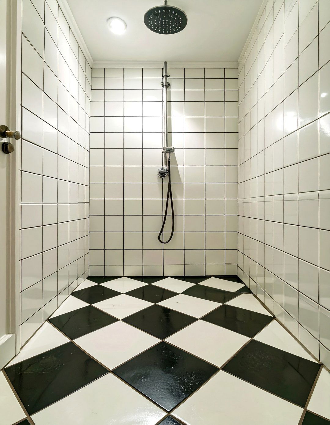 Checkerboard Pattern Shower Tile - 30 small shower tile ideas