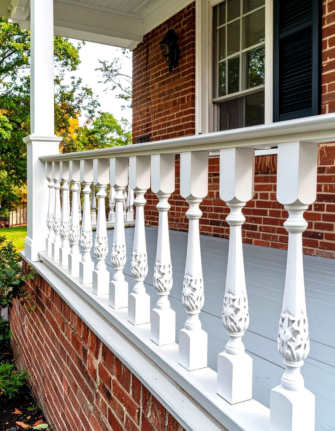 Chippendale Style Porch Railing - 30 small front porch railing ideas