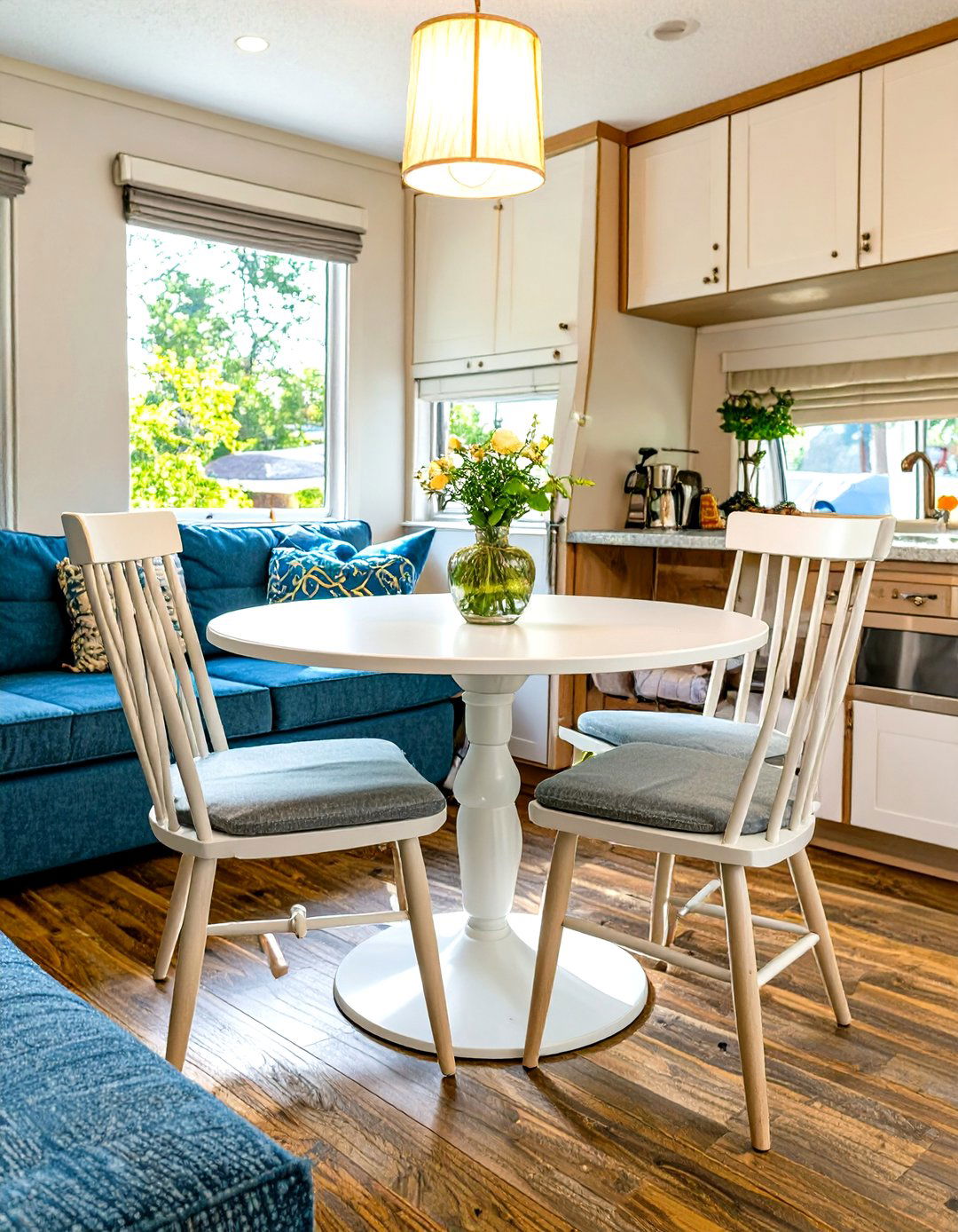 Choosing a Round Dining Table - 30 single wide small mobile home living room ideas