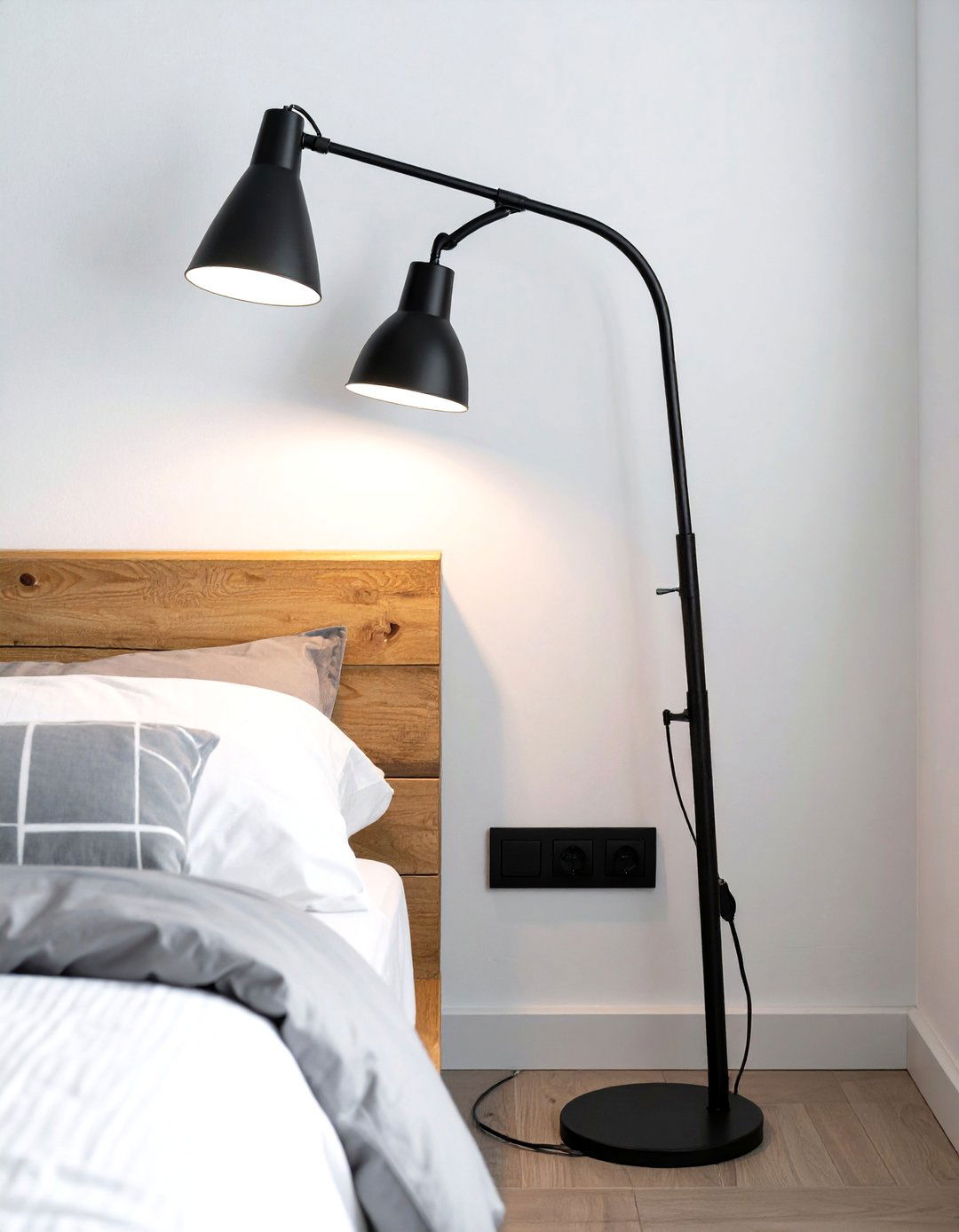 Clamping Gooseneck Floor Lamp for a Utilitarian Bedroom - 30 floor lamps for bedroom ideas