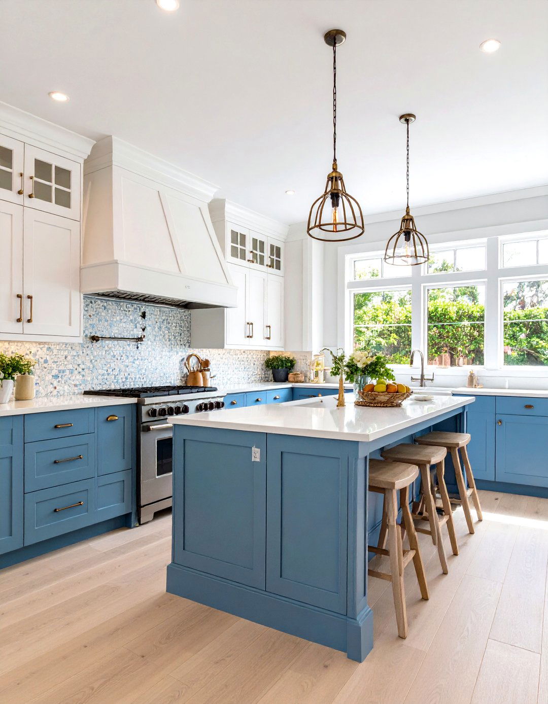 Coastal Beach House Galley Kitchen - 30 galley kitchen designs