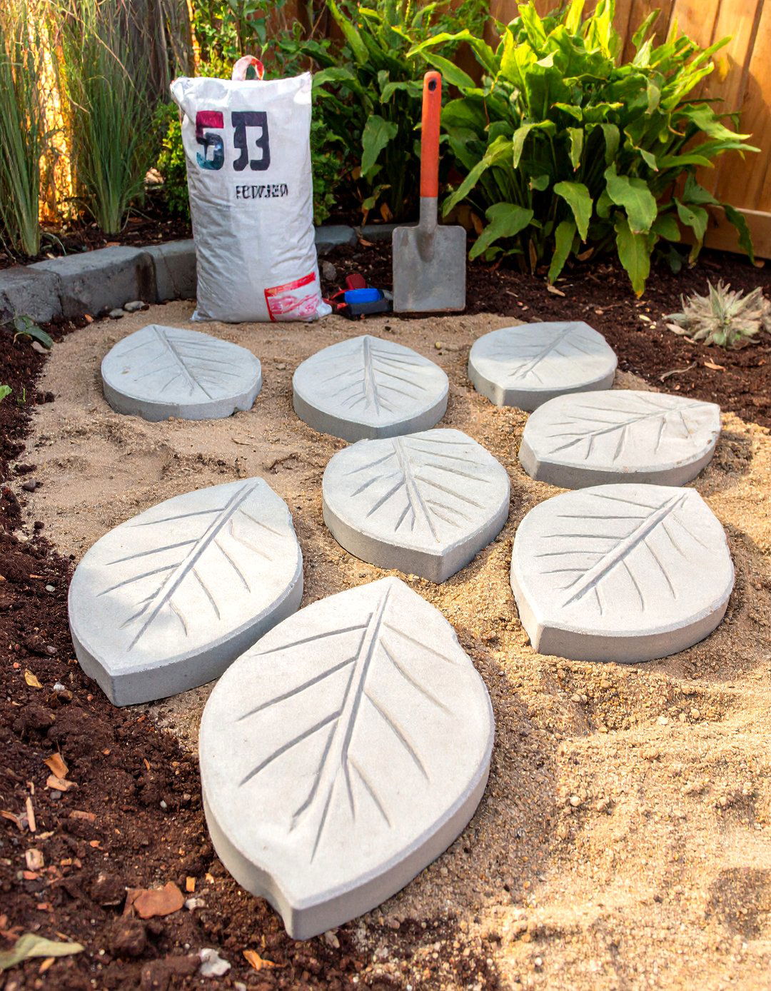 Concrete Stepping Stone Molds - 30 stone patio ideas on a budget