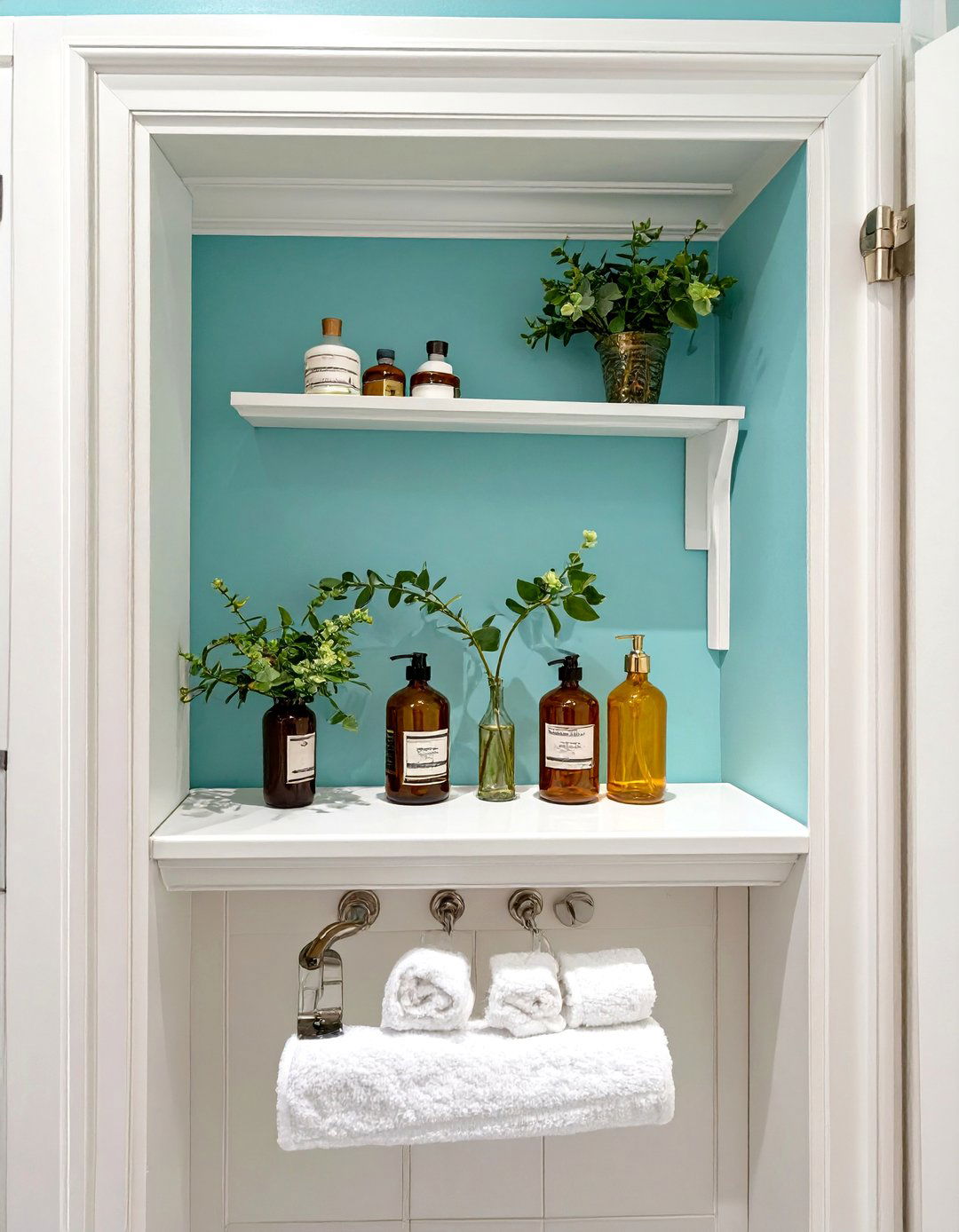 Crown Molding Ledge Shelf - 30 shelves very small bathroom storage ideas