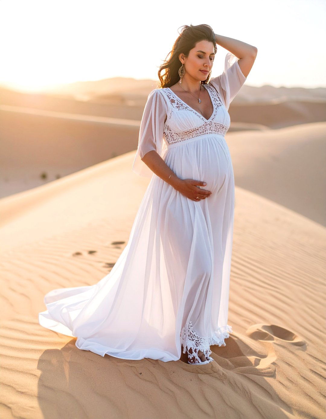 Desert Landscape Maternity Photoshoot - 30 outdoor maternity photoshoot ideas