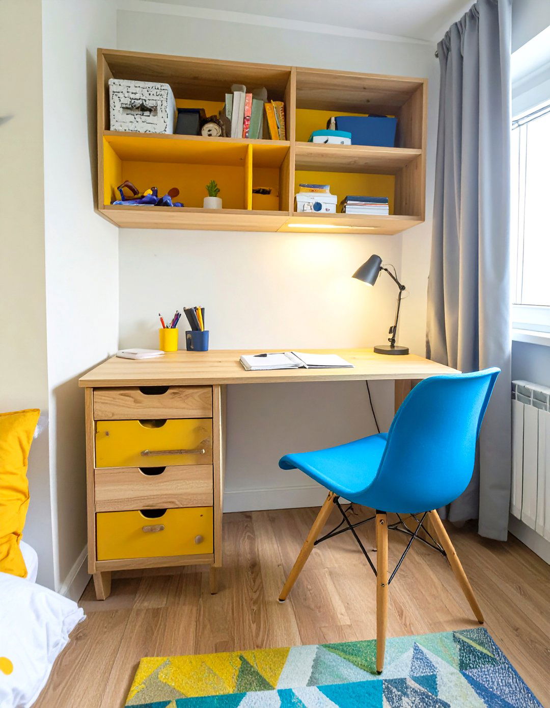 Foldable Furniture for a Tiny Bedroom - 30 tiny bedroom ideas