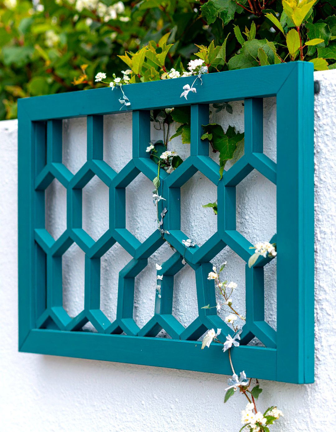 Geometric Plywood Garden Trellis - 30 diy garden trellis ideas
