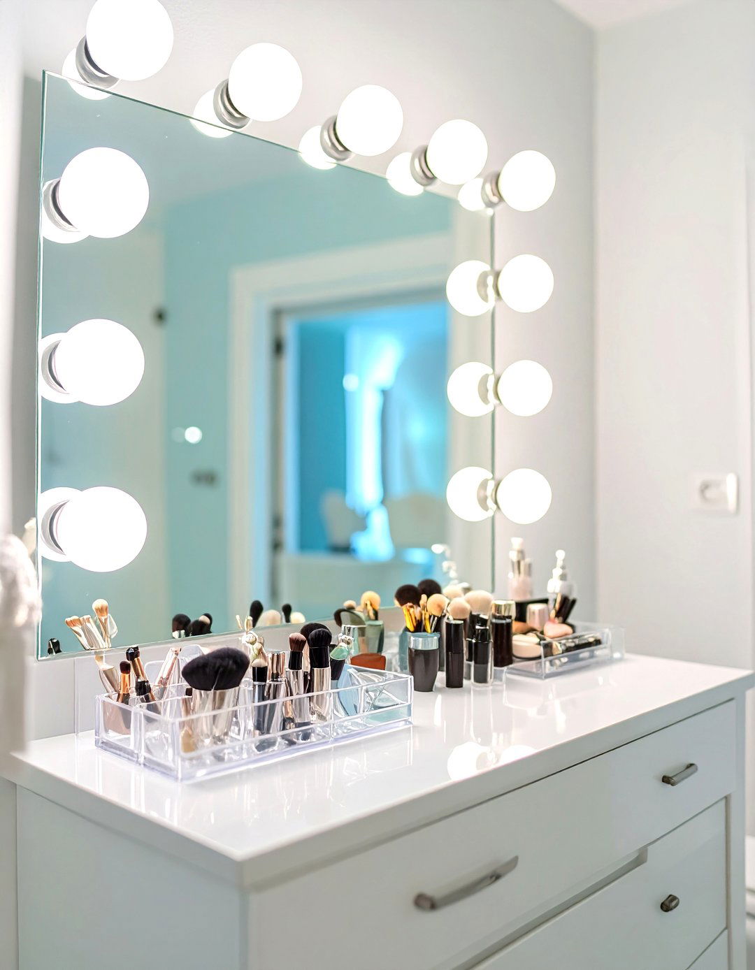 Hollywood Glam Vanity Station - 30 teen girl bathroom ideas