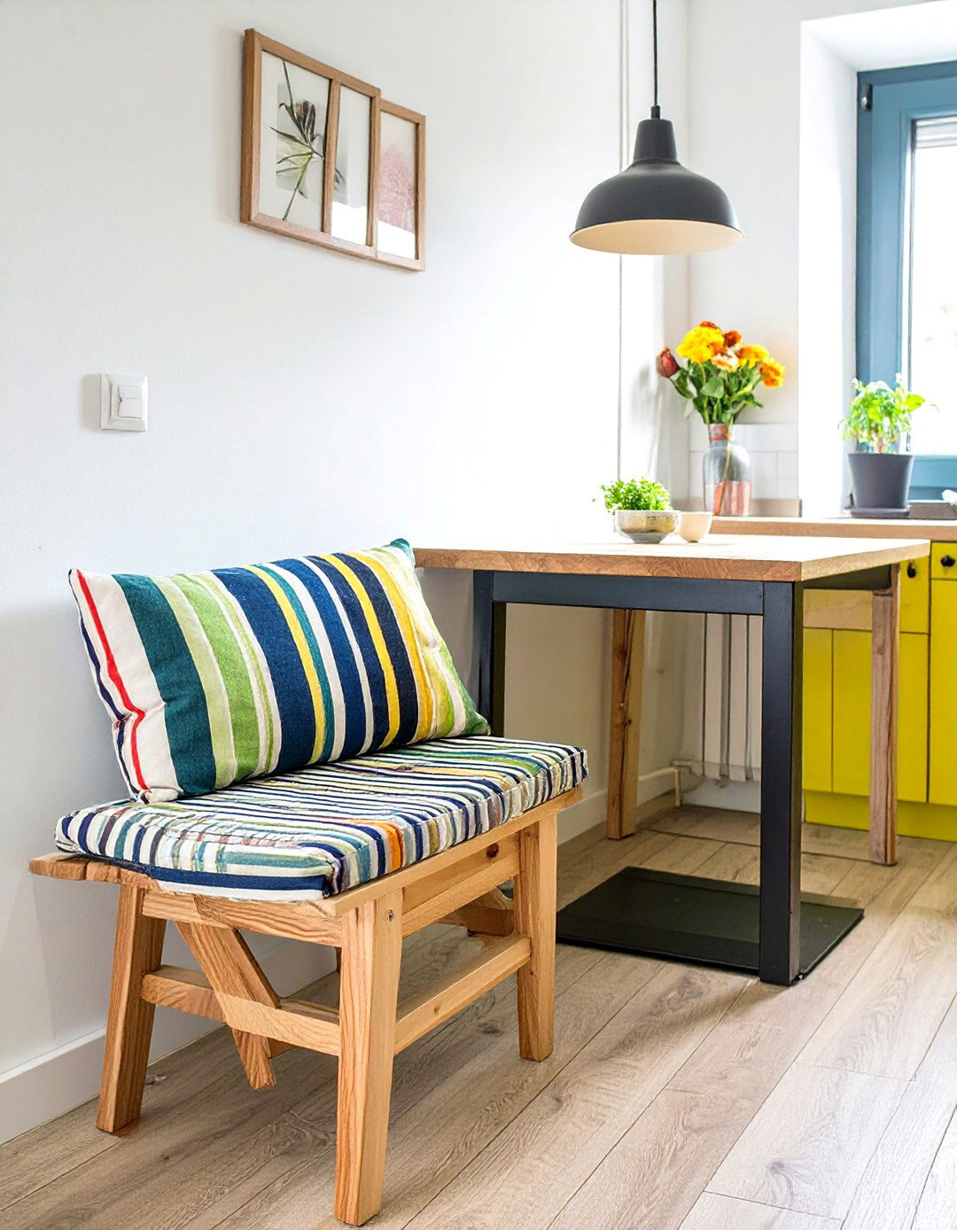 Incorporate a Small Armless Bench for Seating - 30 very small kitchen ideas on a budget