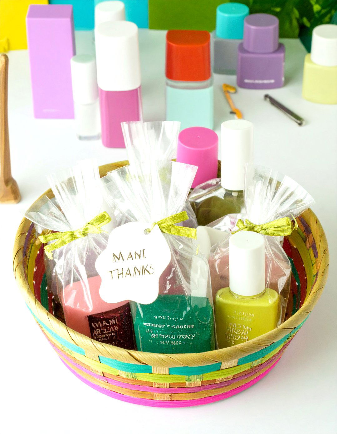 Manicure or Pedicure Kits - 30 baby shower favors ideas