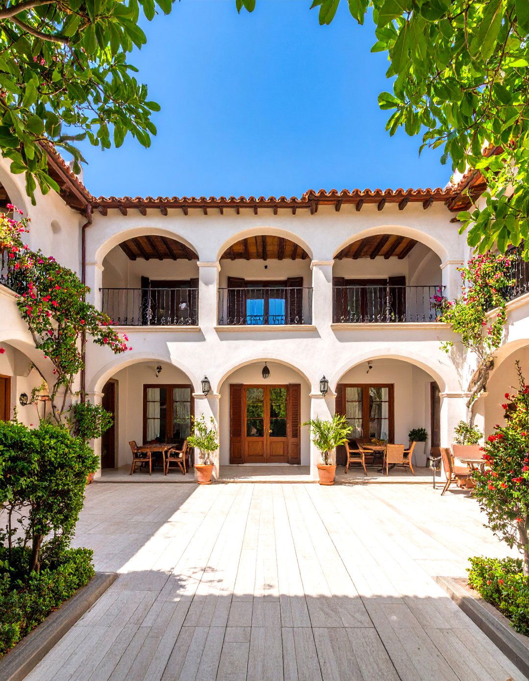 Mediterranean Villa Duplex - 30 duplex house design ideas