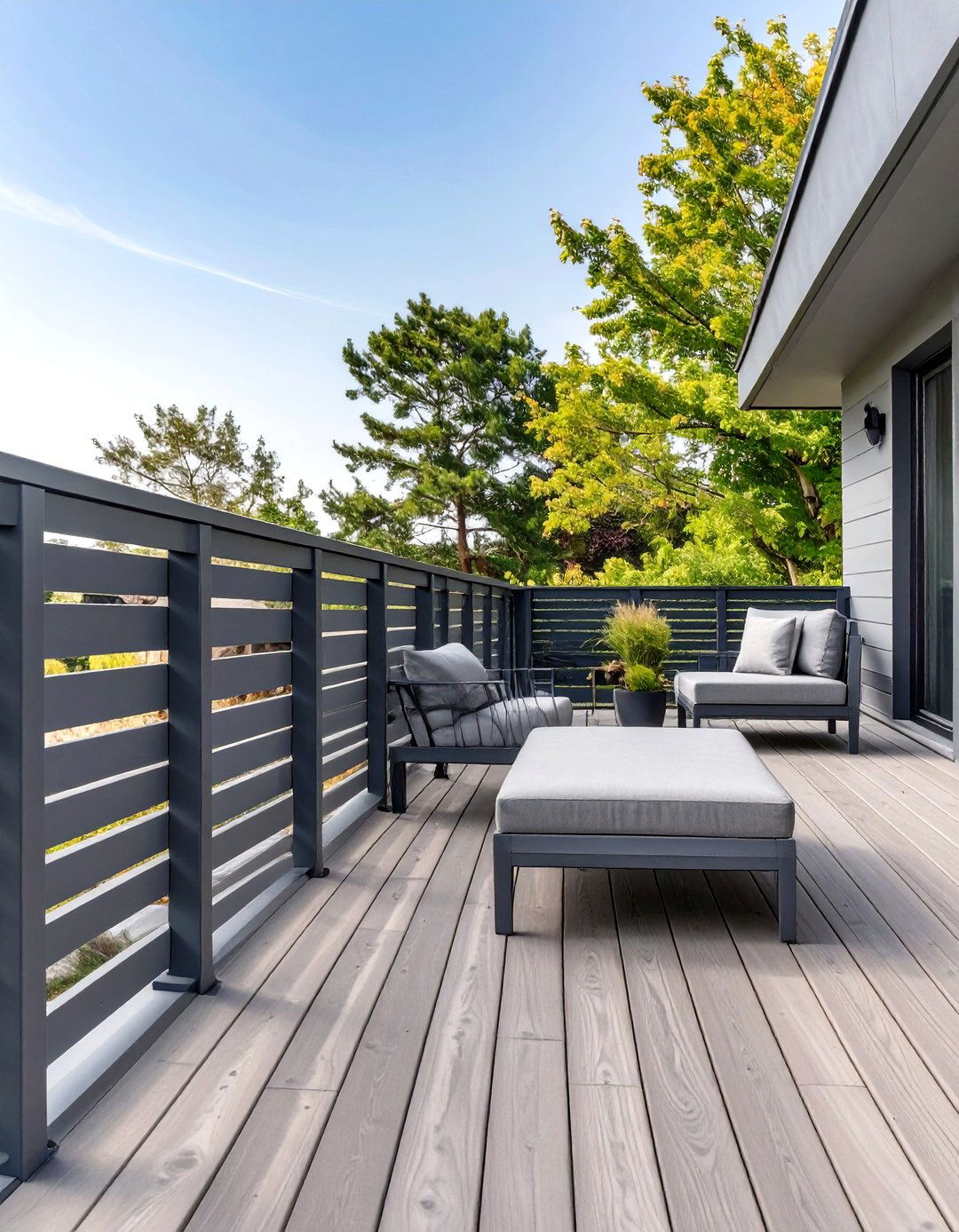 Minimalist Horizontal Wood Slats - 30 cheap deck railing ideas