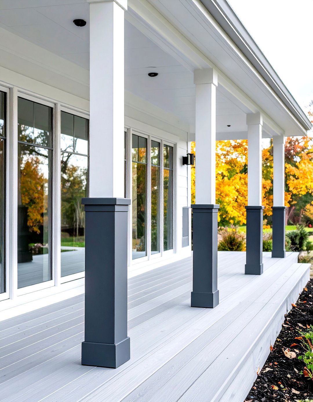 Minimalist Steel Porch Posts - 30 porch post ideas