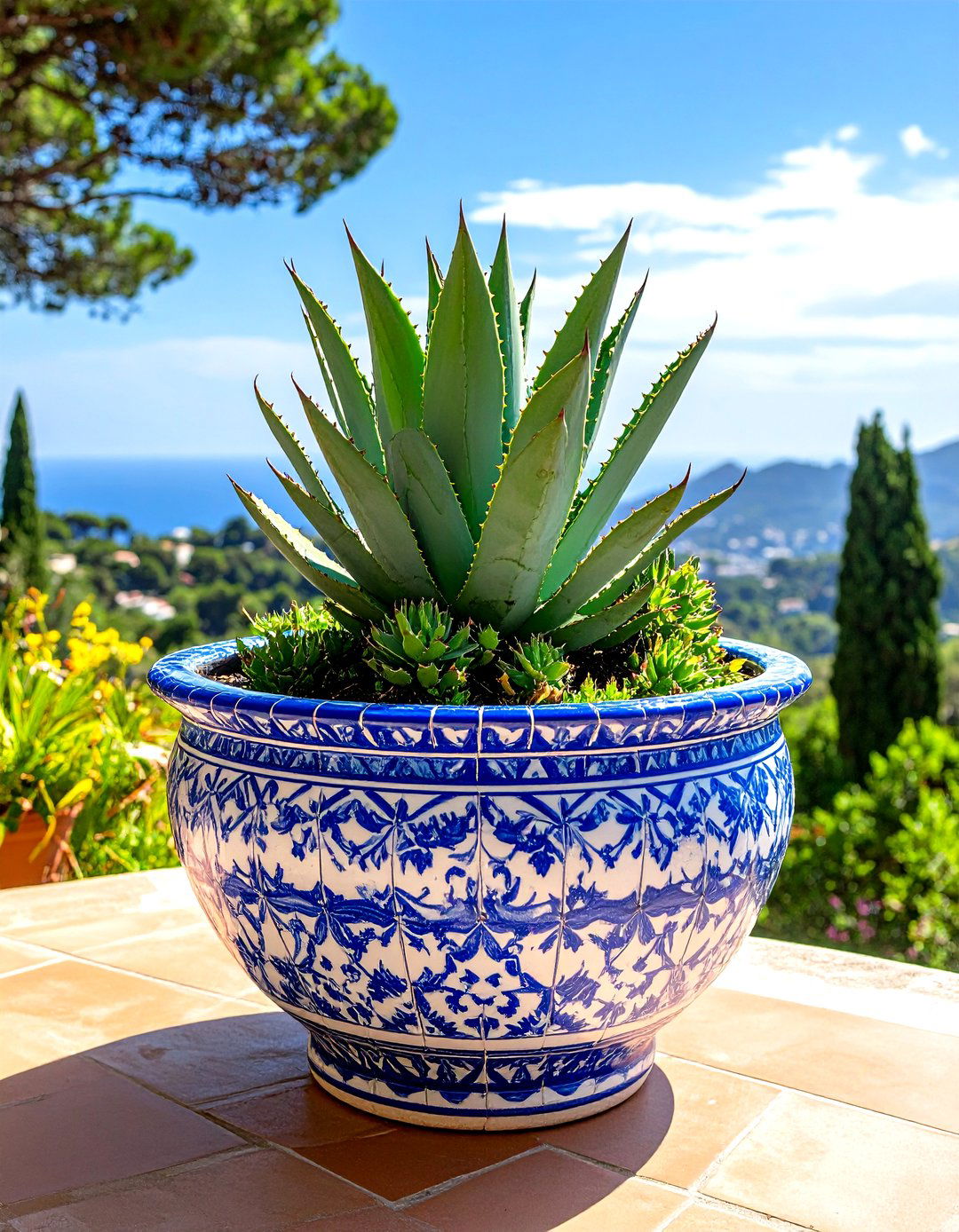 Mosaic Tile Patio Planter - 30 patio planter ideas