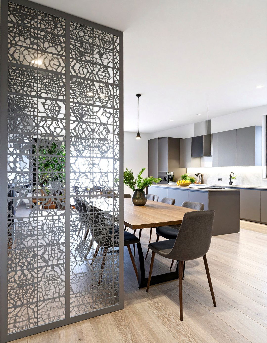 Opaque Walls and Perforated Screen Dividers - 30 opposition in interior design ideas