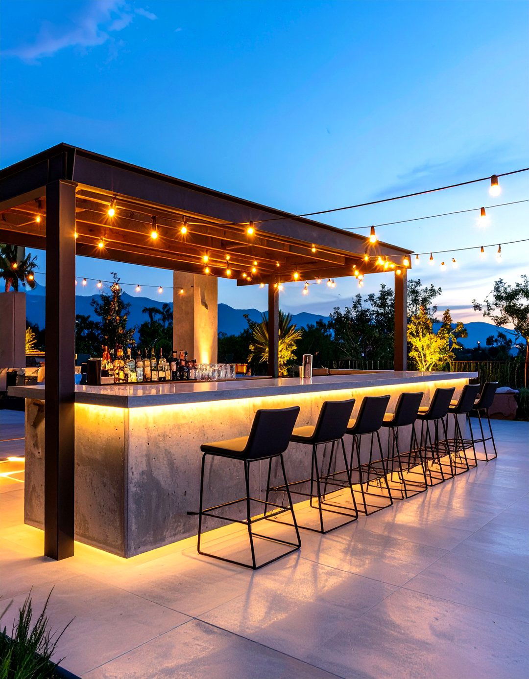 Outdoor Bar and Stool Seating - 30 outdoor seating ideas
