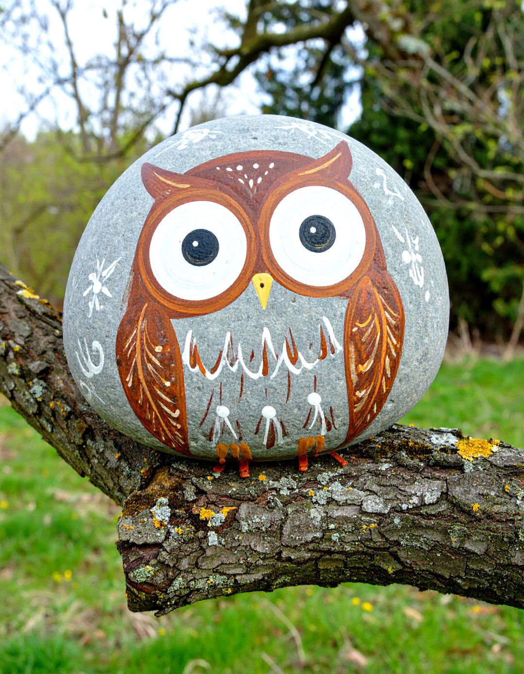 Owl Painted Rocks - 30 rock painting ideas for garden