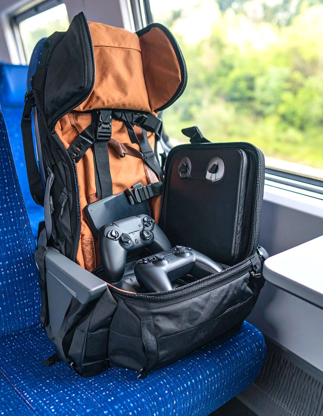 Peak Design Sling for a Compact Gaming Setup - 30 peak design outdoor sling ideas