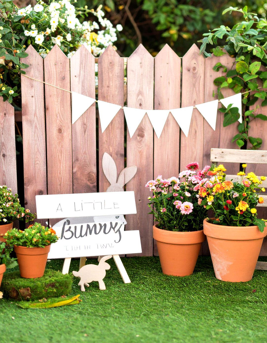 Peter Rabbits Garden - 30 baby shower backdrop ideas