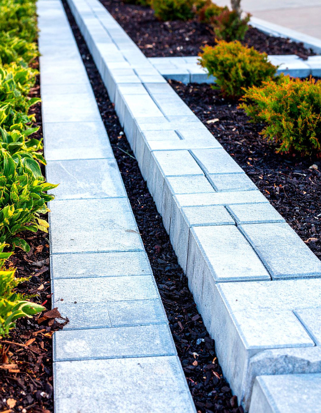 Polished Concrete Block Edging - 30 modern garden edging ideas