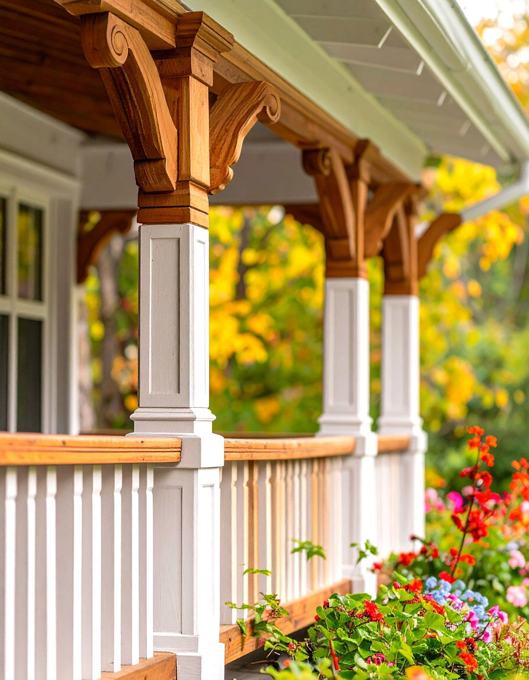 Porch Posts with Decorative Brackets - 30 porch post ideas