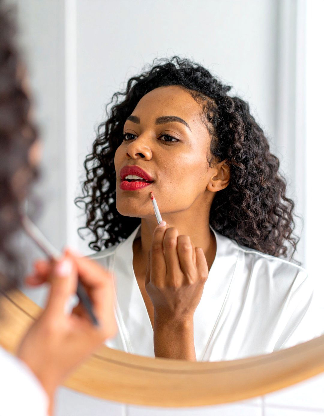 Pre Shower Lip Liner Overlining Practice - 30 pre shower makeup ideas