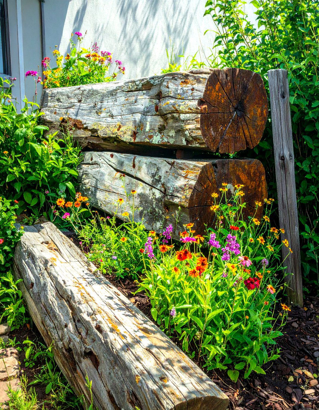 Railroad Tie Garden Edging - 30 modern garden edging ideas