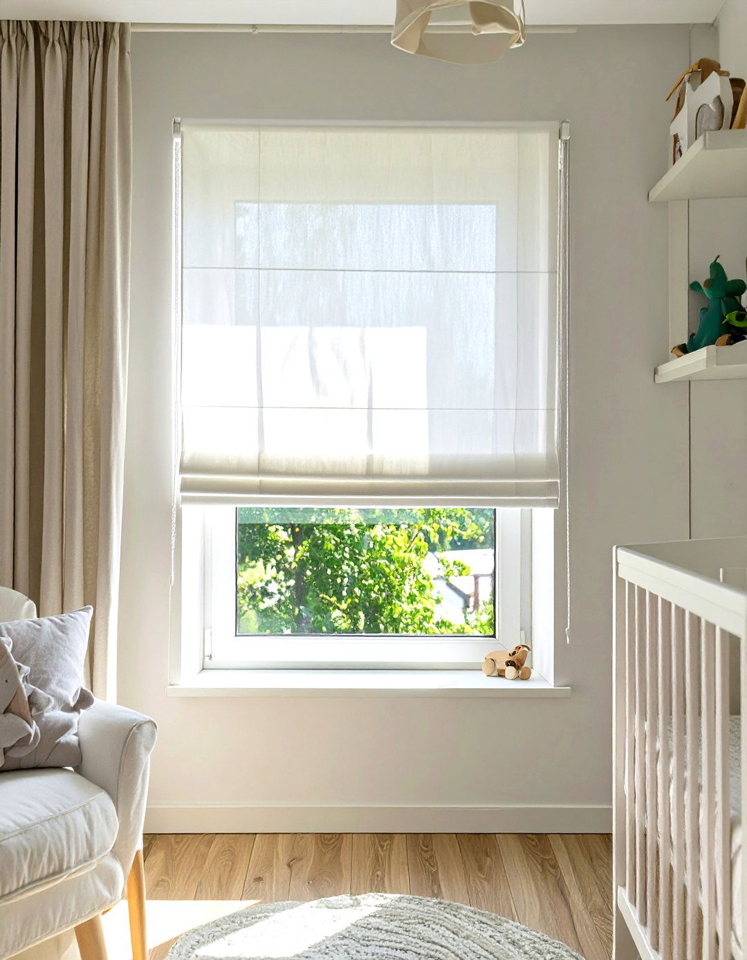 Roman Shades Nursery - 30 small nursery ideas
