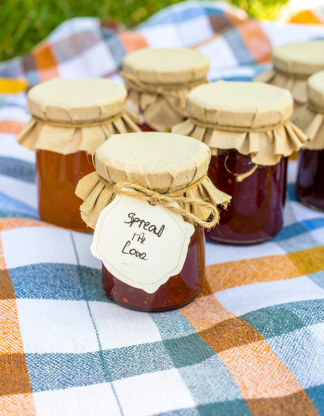 Small Batch Jam or Jelly Favors - 30 baby shower party favor ideas