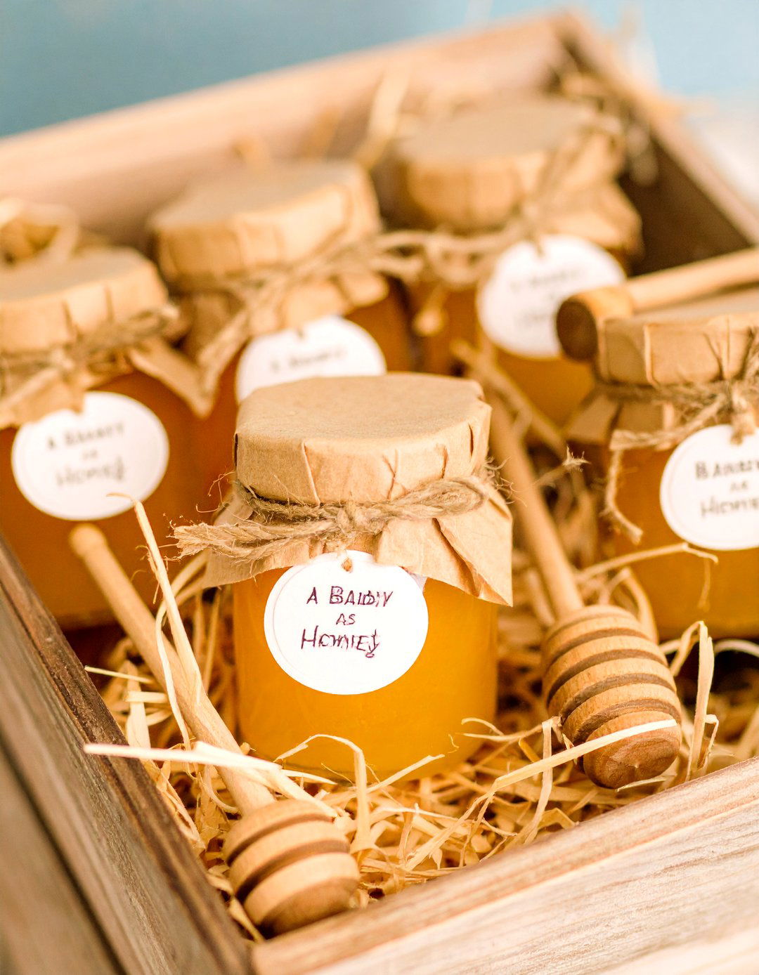 Small Honey Jars - 30 baby shower favors ideas
