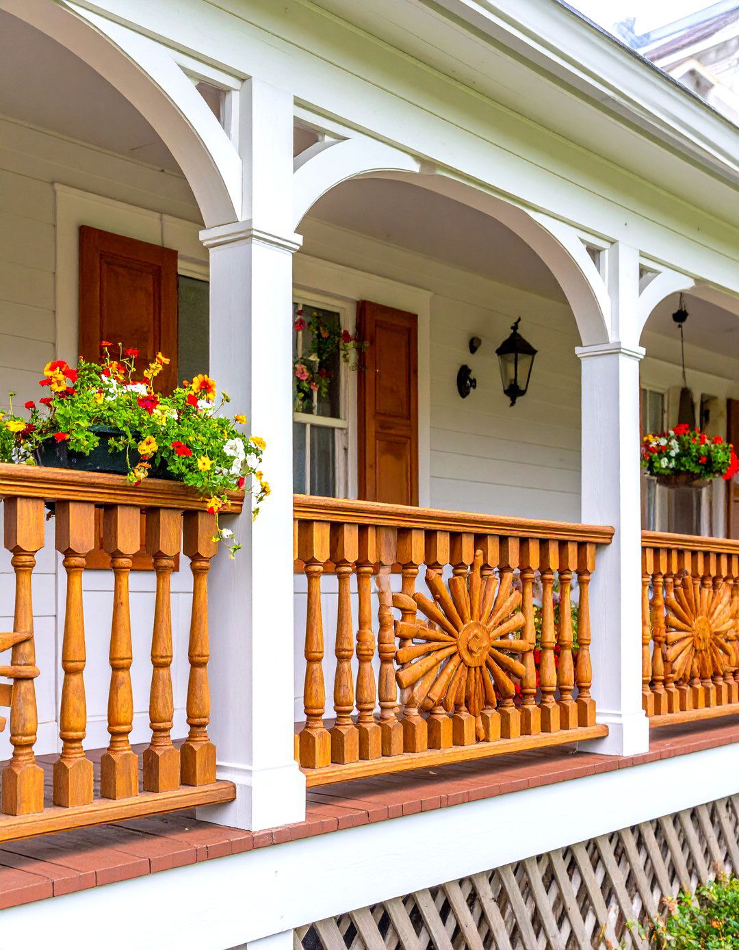 Sunburst Deck Railing Pattern - 30 deck railing designs