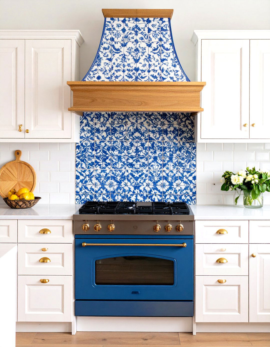 The Tiled Kitchen Hood Feature - 30 kitchen hood ideas