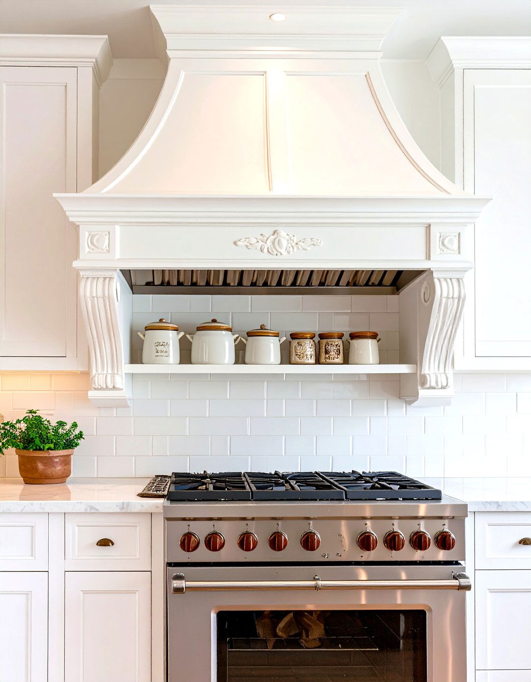 The Traditional Mantel Style Hood - 30 kitchen hood ideas
