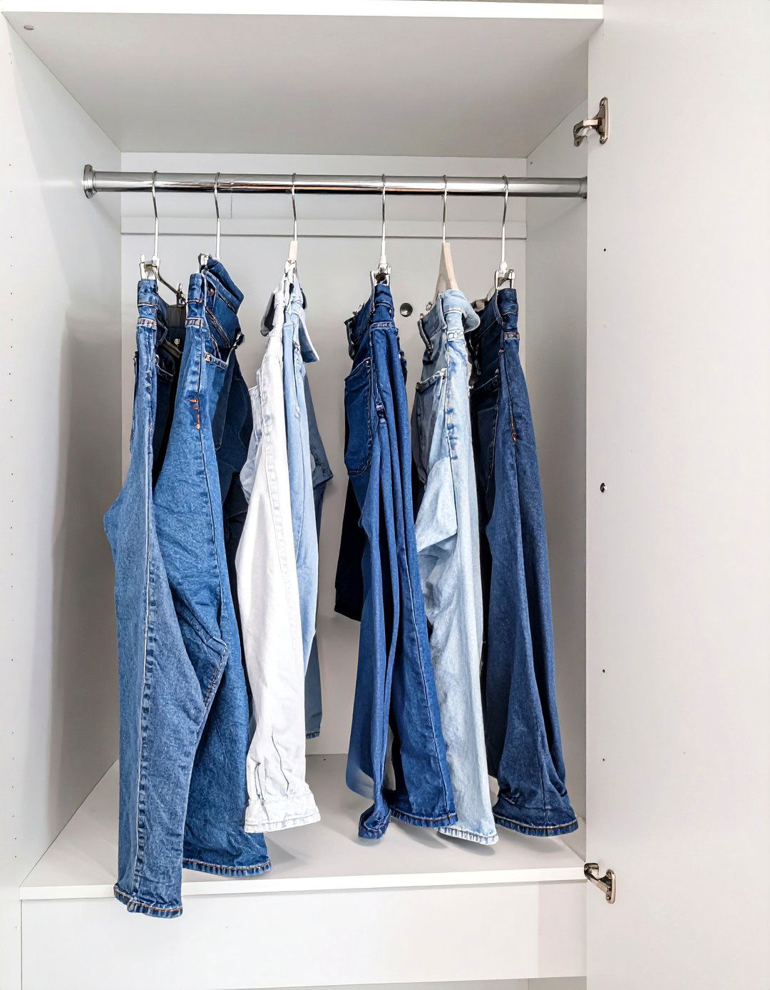 Use the Inside of the Door for Hanging Pants - 30 small closet storage ideas
