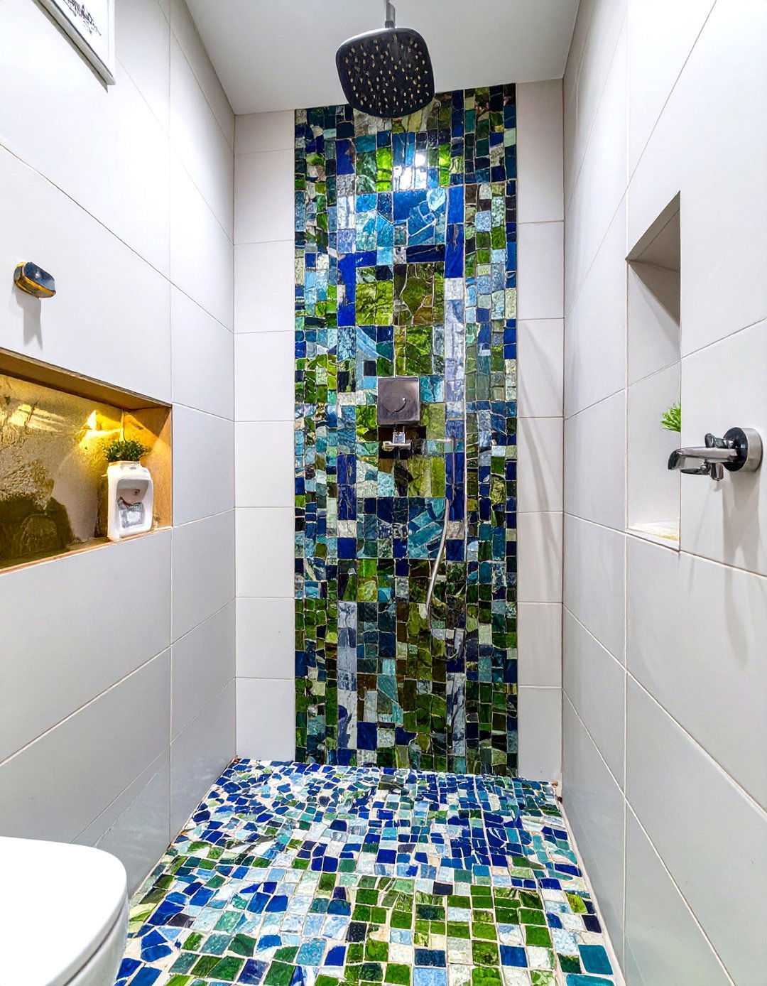 Vertical Striped Accent Tile - 30 small bathroom tile ideas