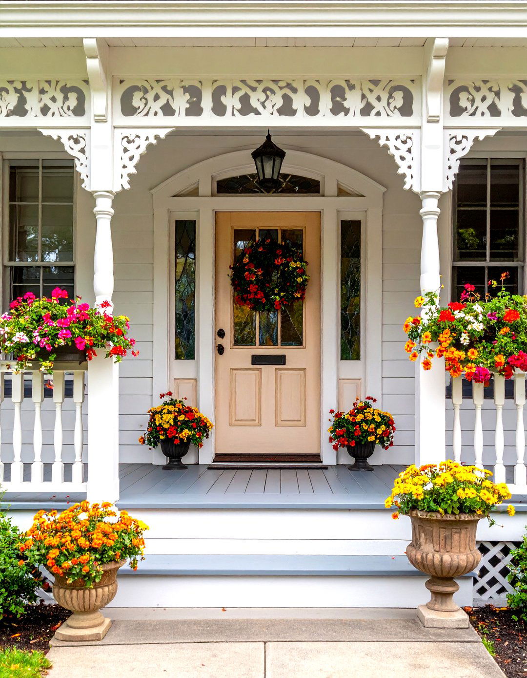 Victorian Gingerbread Porch - 30 front door porch ideas