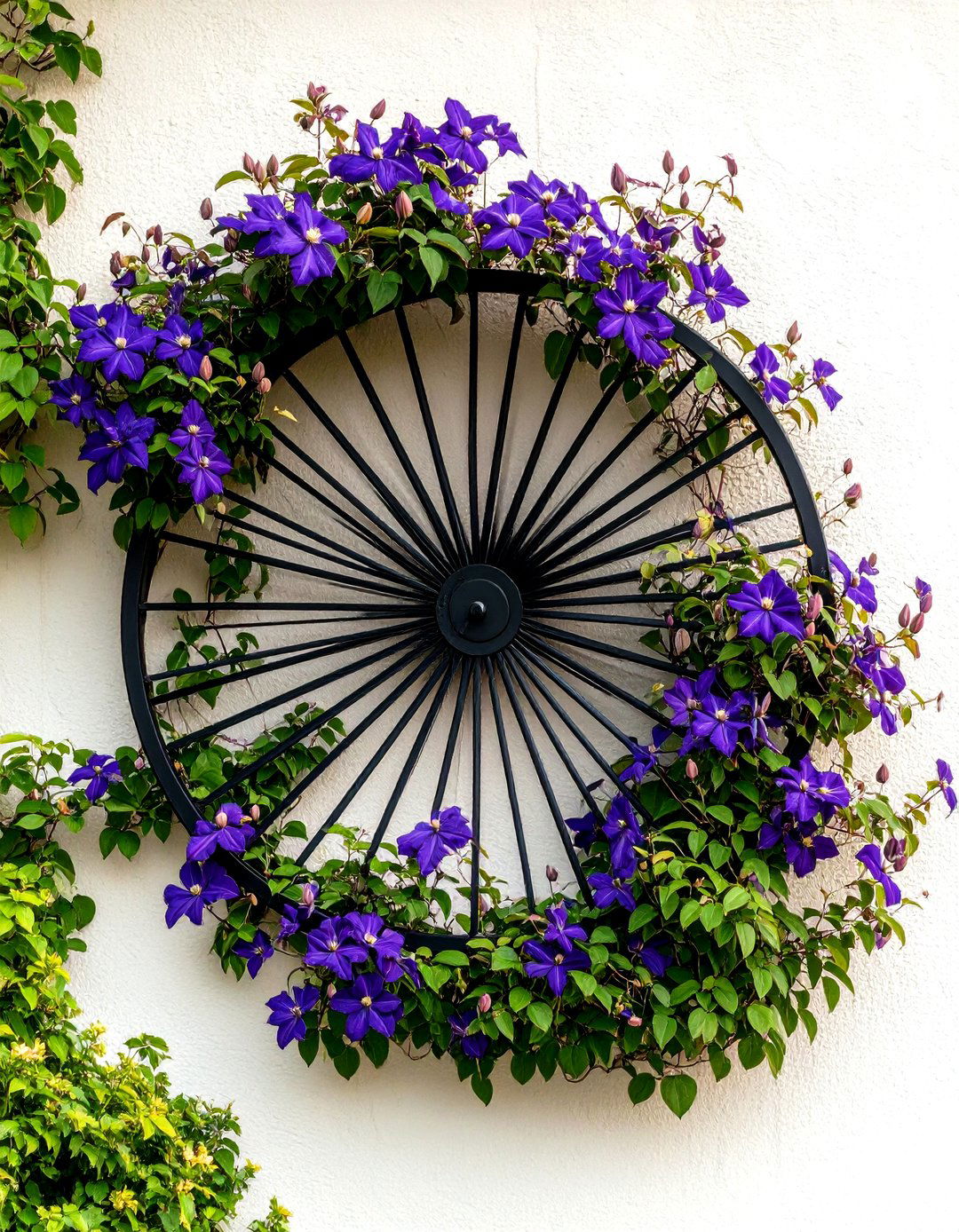 Wall Mounted Fan Garden Trellis - 30 garden trellis ideas