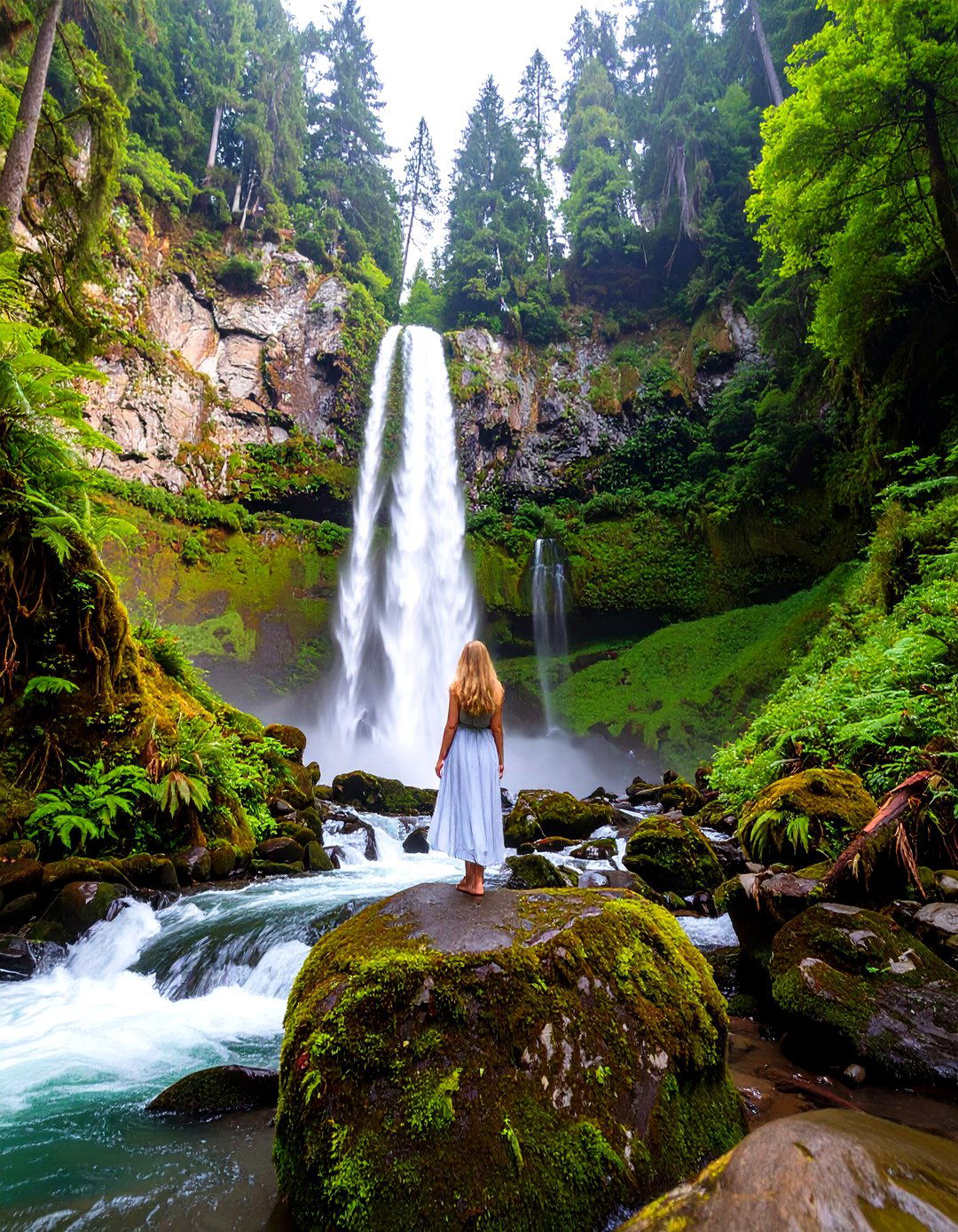 Waterfall Cascade Photoshoot - 30 outdoor photoshoot ideas