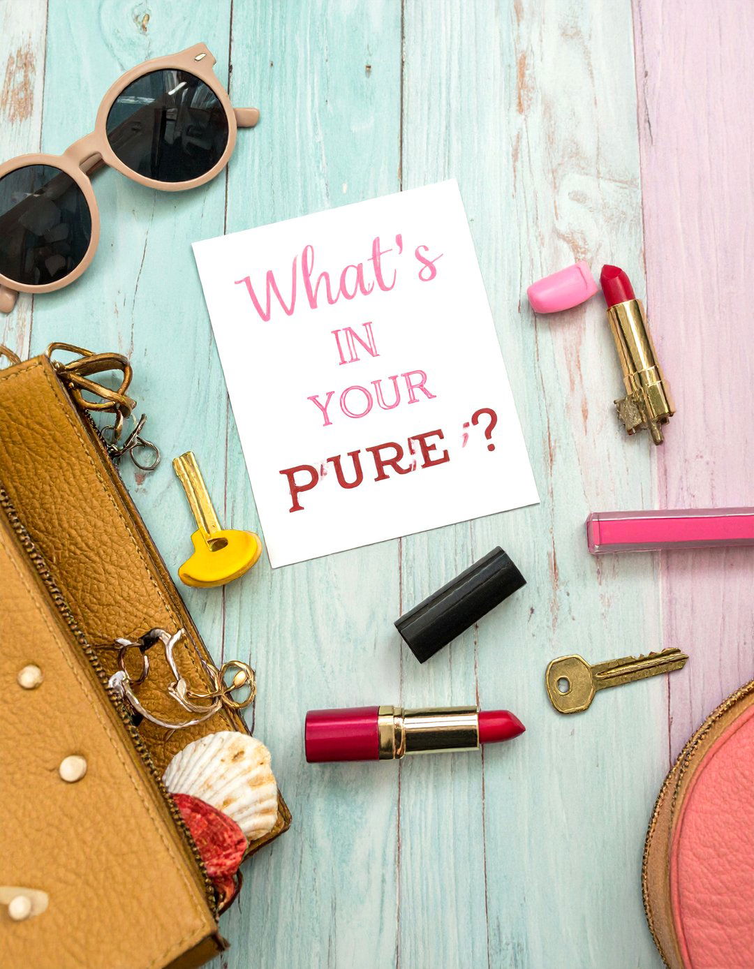 Whats in Your Purse - 30 baby shower game ideas