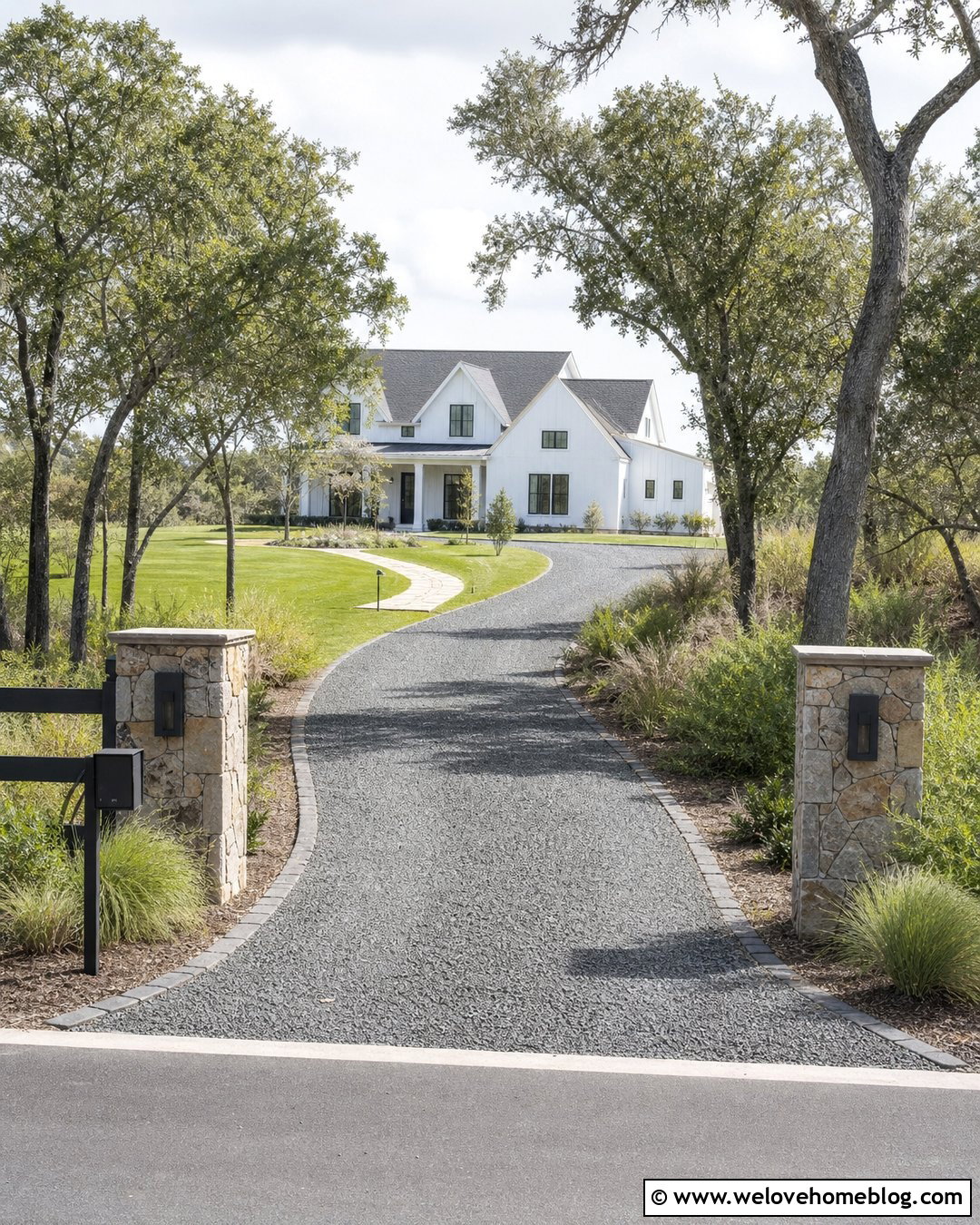 Basalt Driveway With Stone Pillar Entrance - 20 Basalt Driveway Ideas