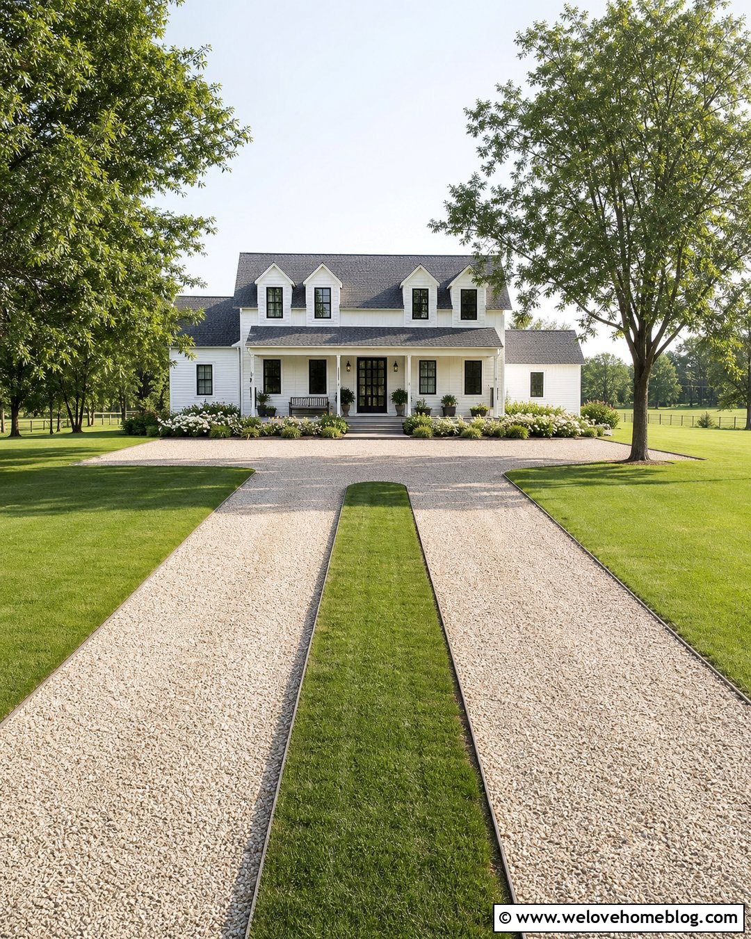 Beige Gravel Driveway With Grass Strip - 20 Beige Gravel Driveway Ideas